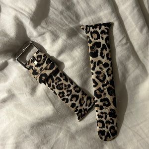 Cheetah print Apple Watch band (smaller watch size!)